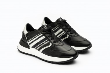 Woman shoes model Amelia color black | DLSport®