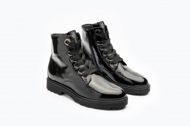 Woman shoes model Beatrix color black | DLSport®