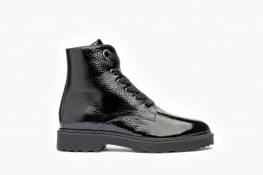 Woman shoes model Beatrix color black | DLSport®