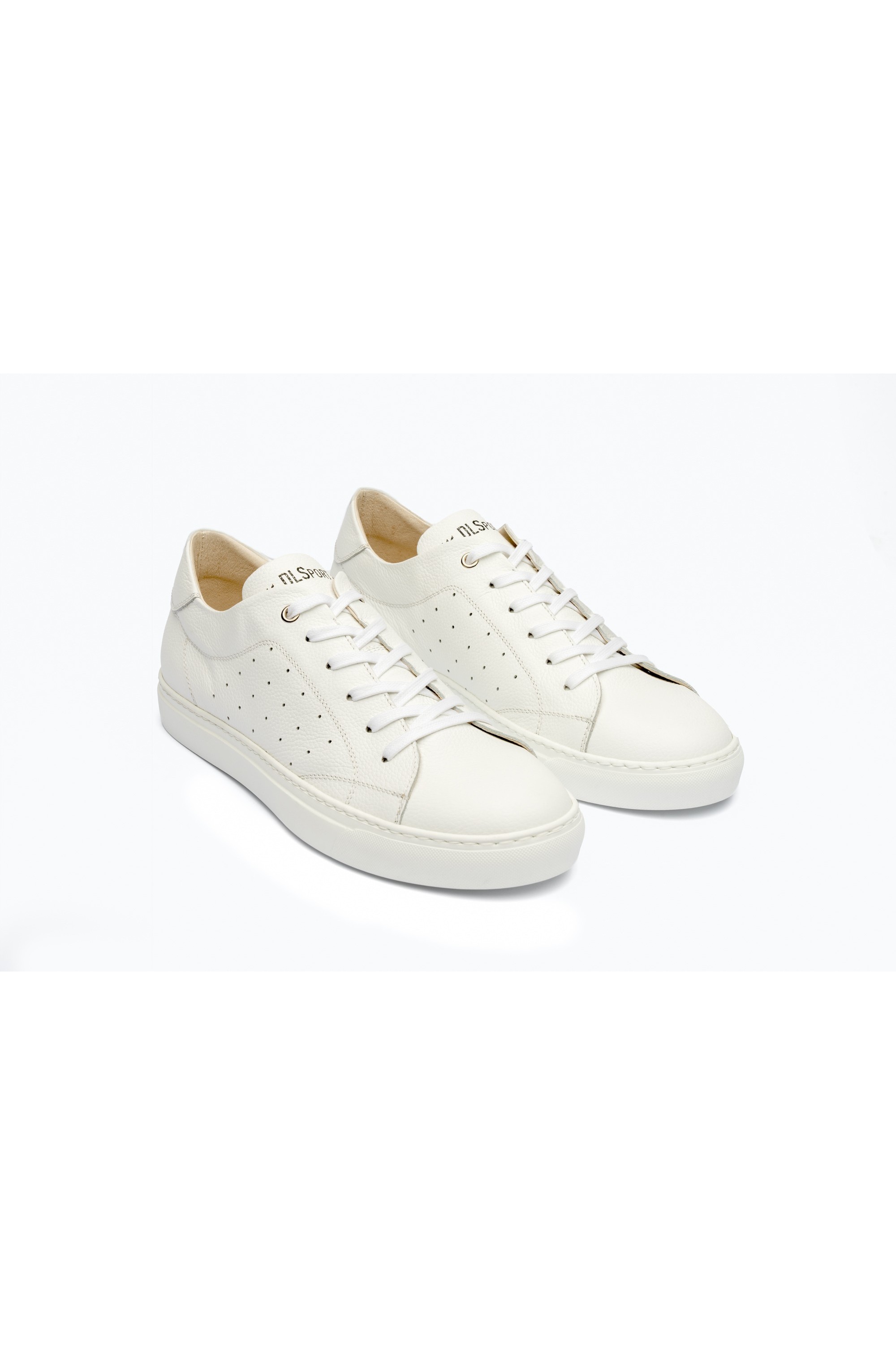 Man shoes model Marcel color white | DLSport®