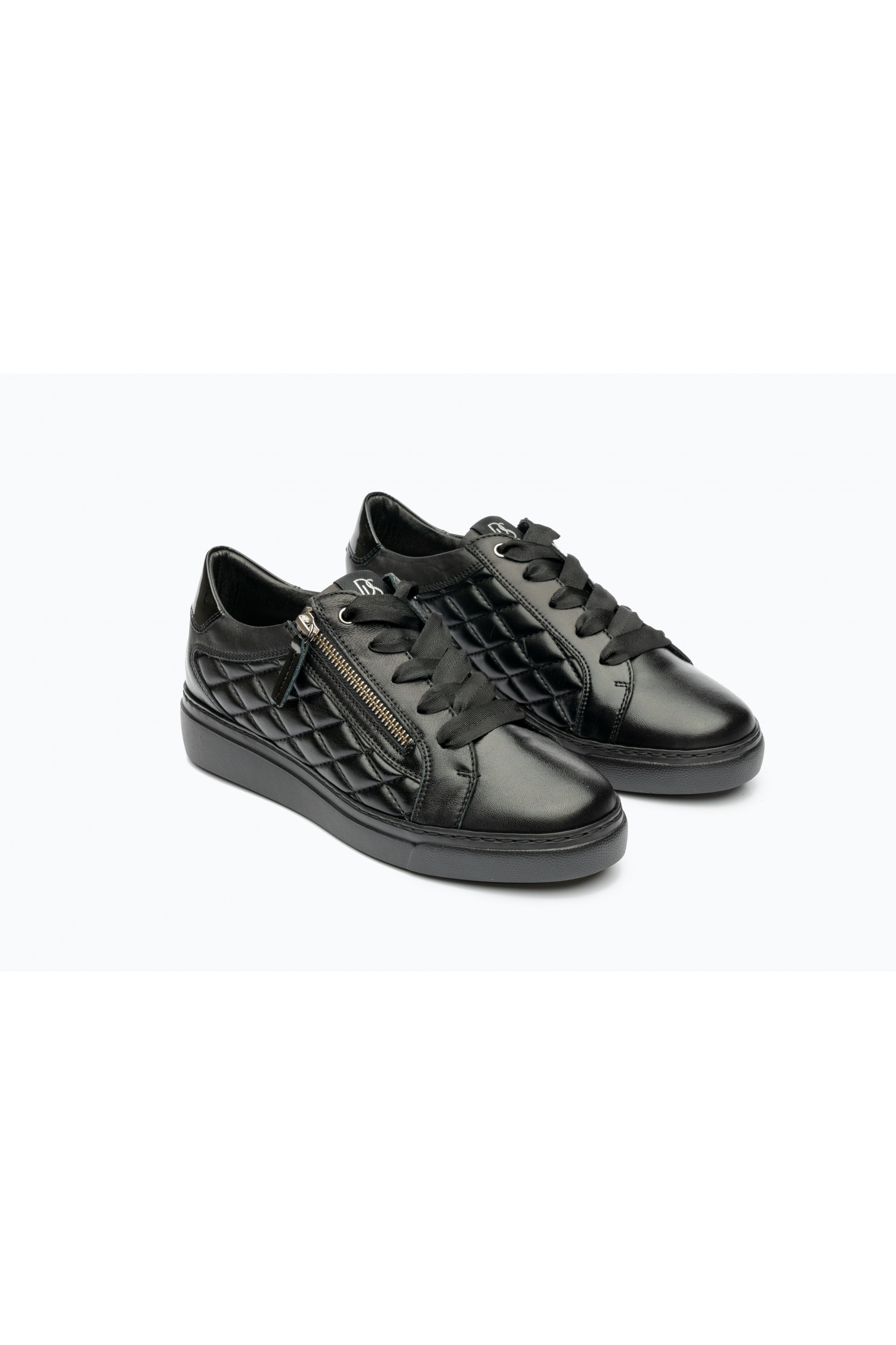 Woman shoes model Nausicaa color black | DLSport®