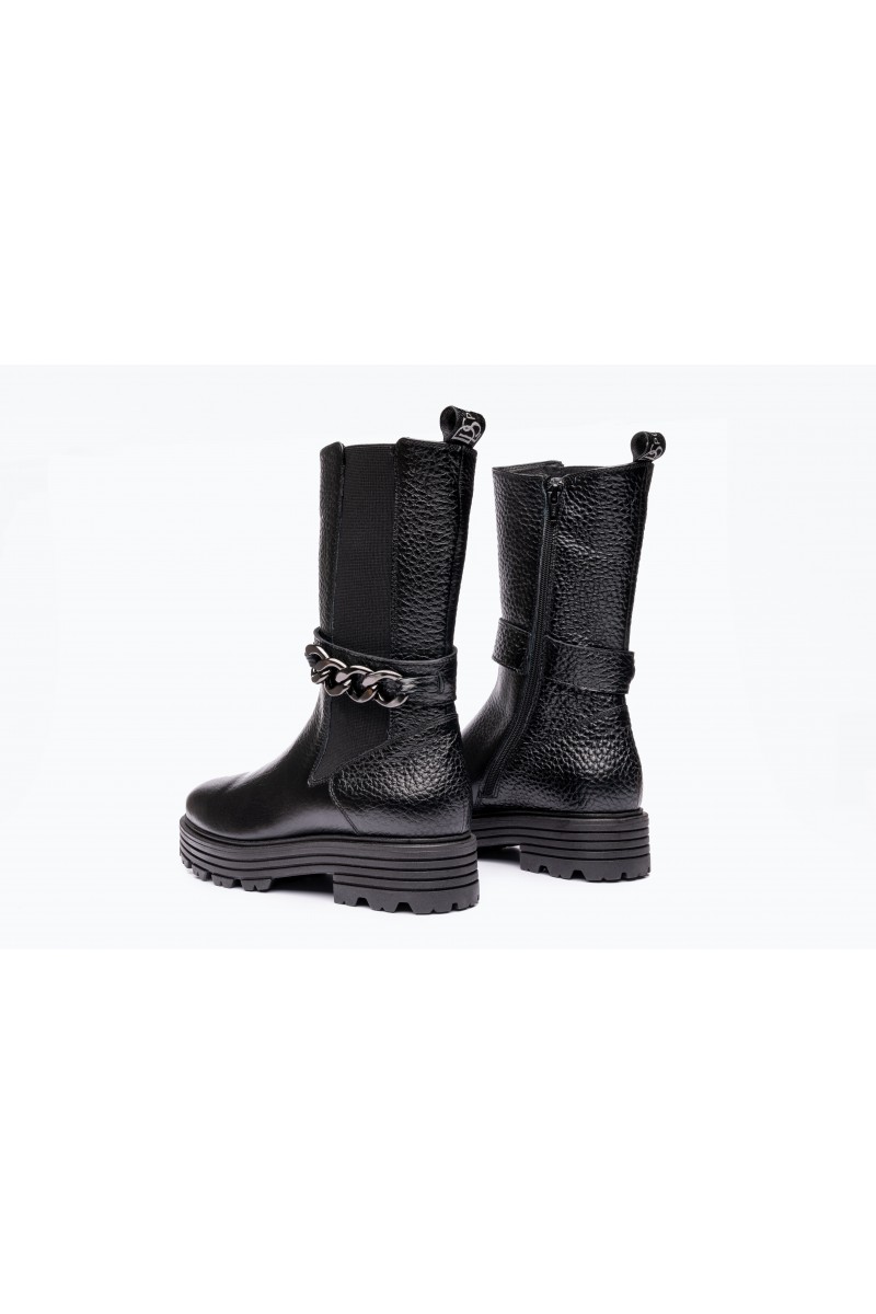 Woman shoes model Khloe color black | DLSport®